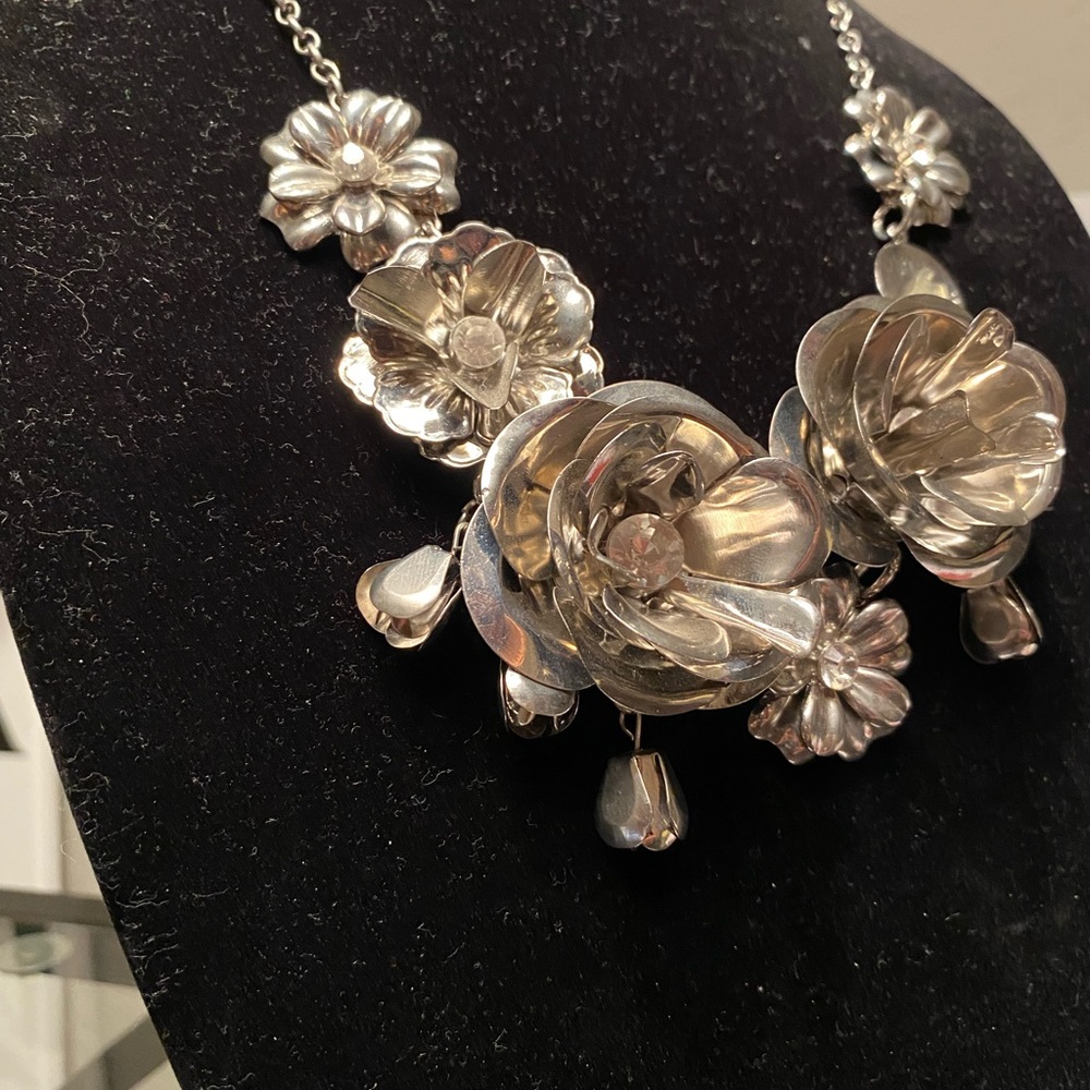 Silver necklace